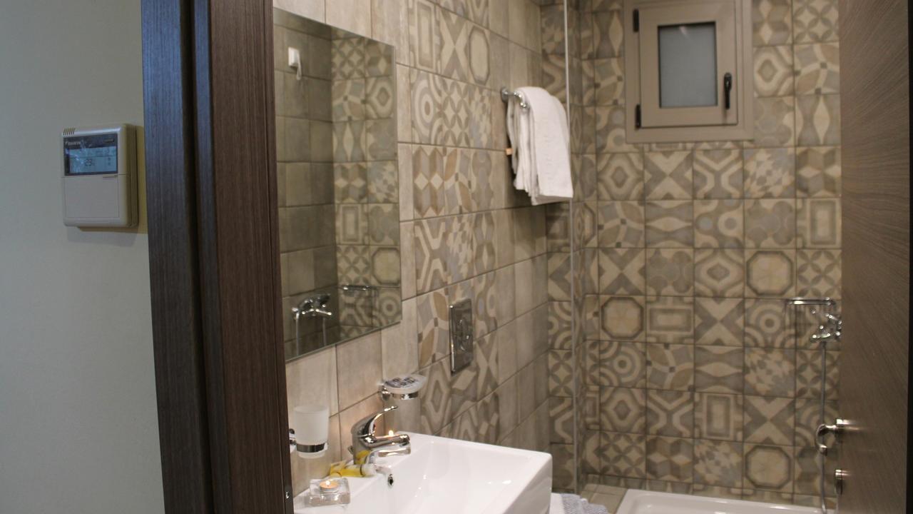Galaxy Hotel Lutrá Ipátisz Kültér fotó